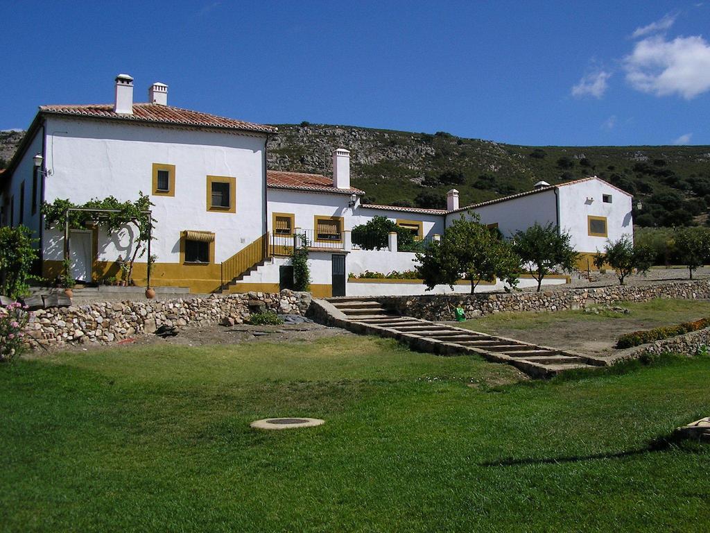 Torrejón el Rubio Palacio Viejo De Las Corchuelas חדר תמונה